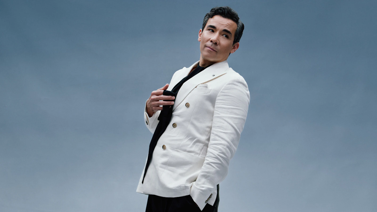 Conrad Ricamora