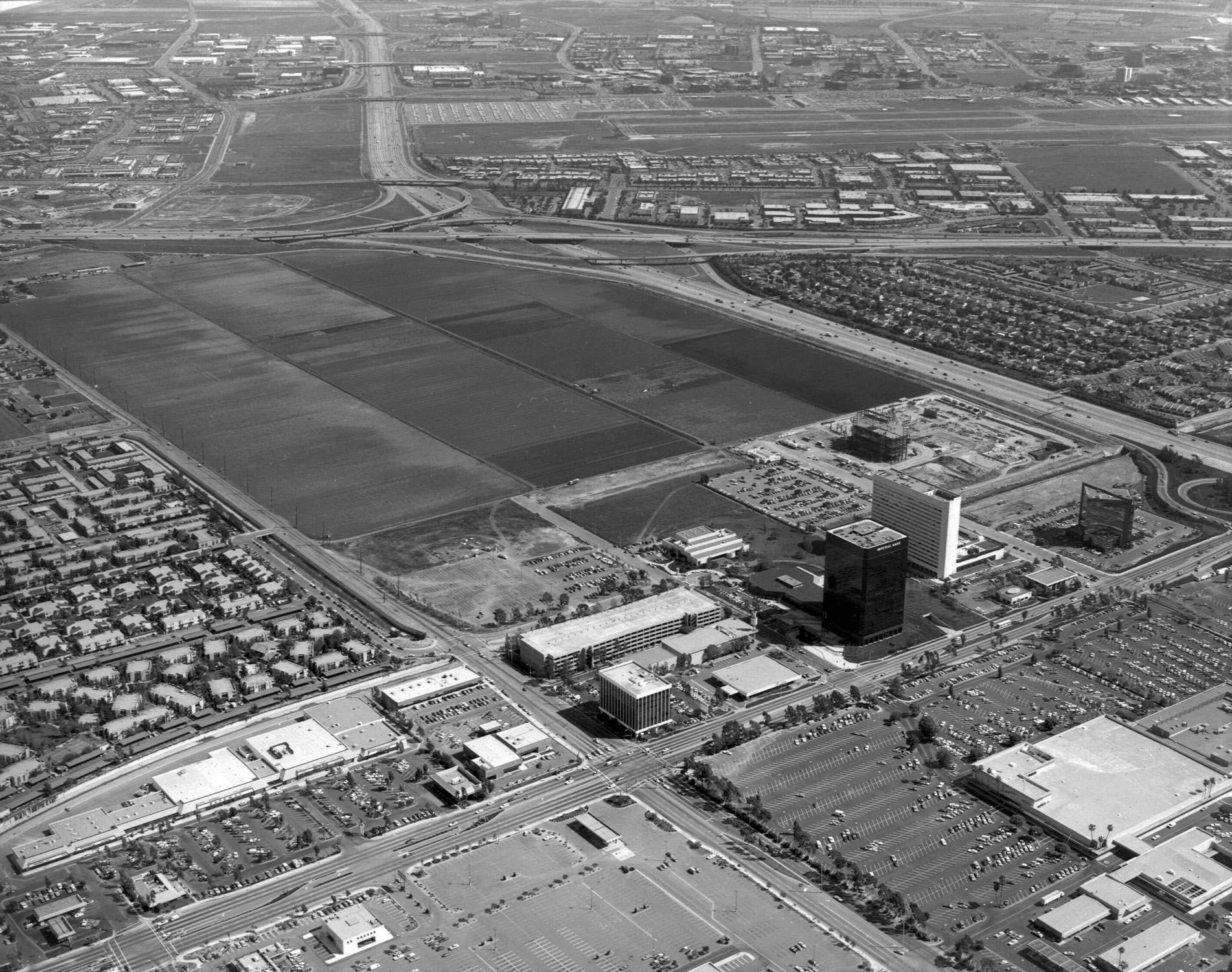 aerial view Southeast – March 1980