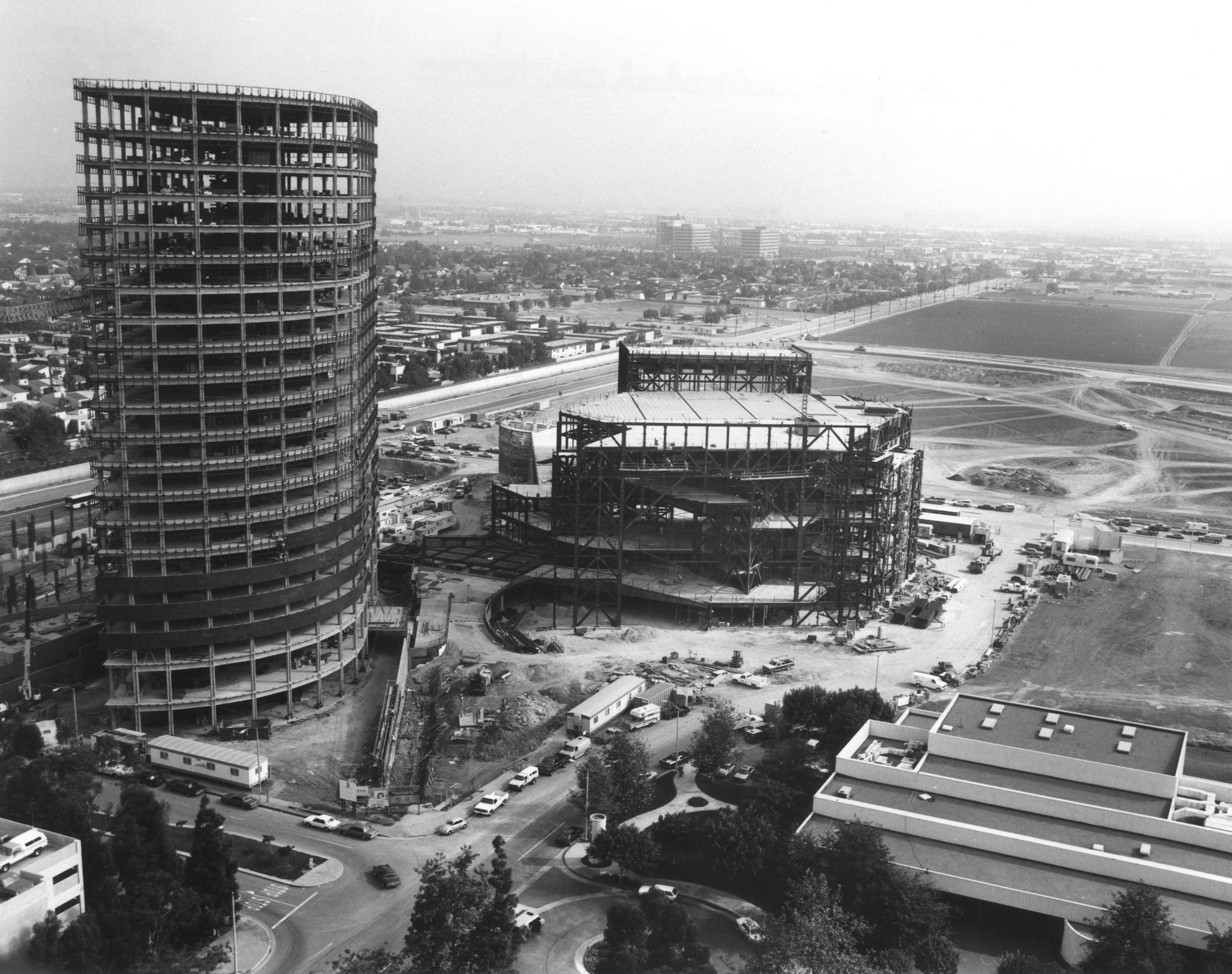 Segerstrom Hall and Plaza Tower