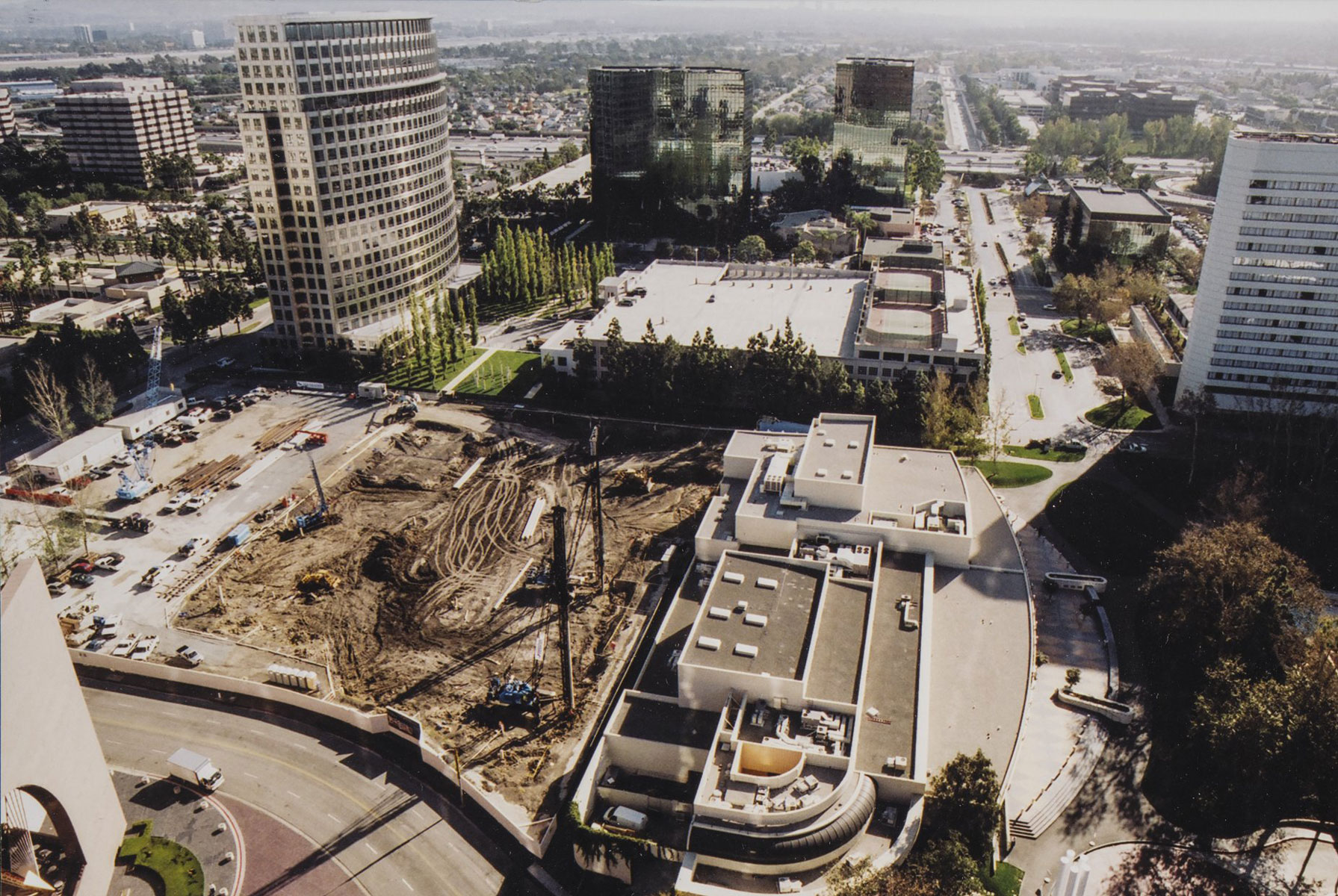 Renée and Henry Segerstrom Concert Hall construction
