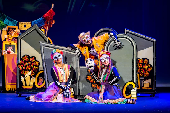 A Family Adventure Through Día de los Muertos Traditions